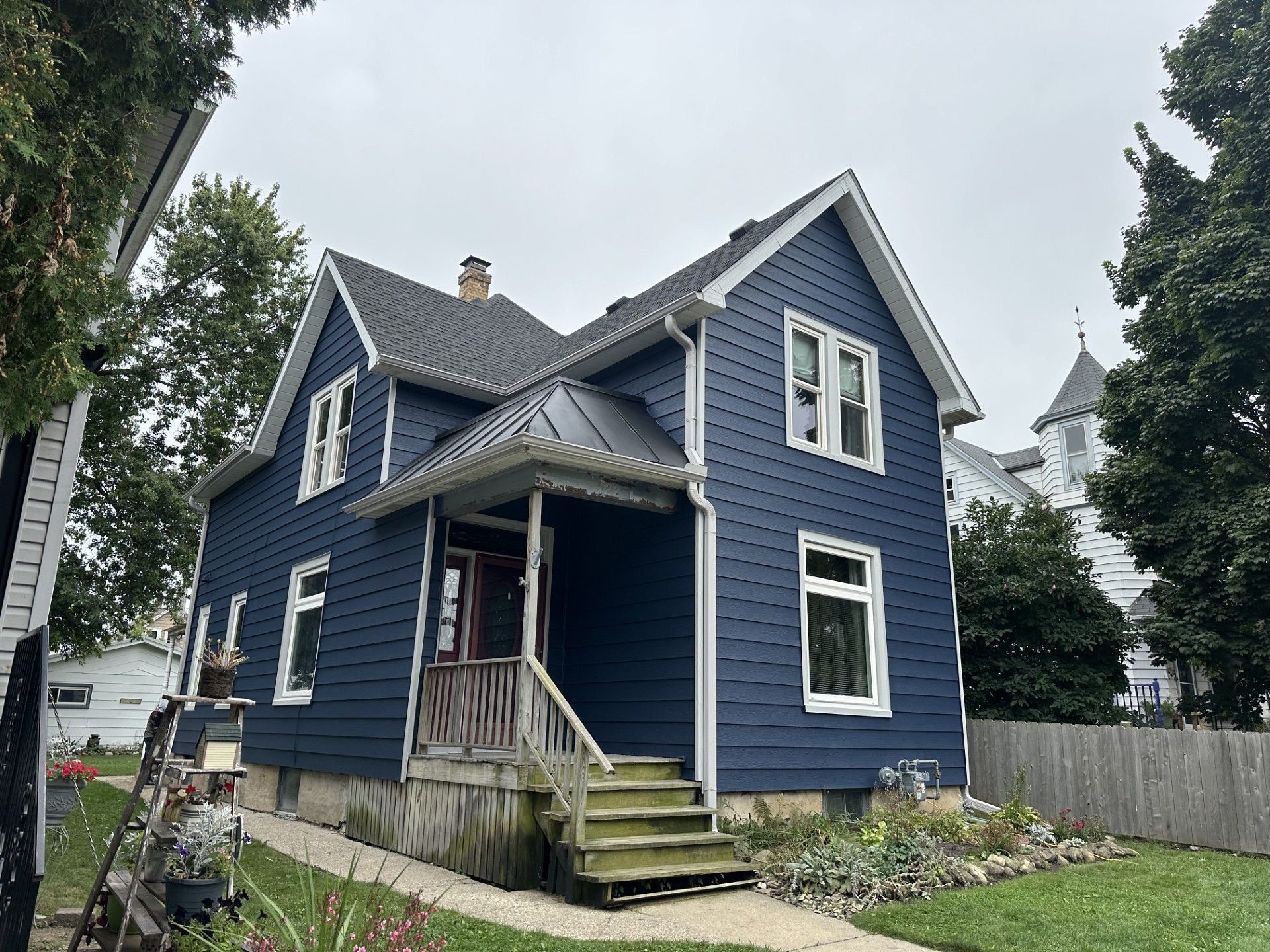 Painting your aluminum siding with Rhino Shield